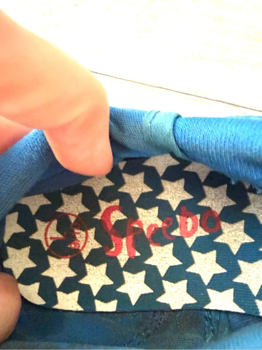 Speedo Kids Water Socks blue Drawstring Snug Perfect Fit Size 9 10
